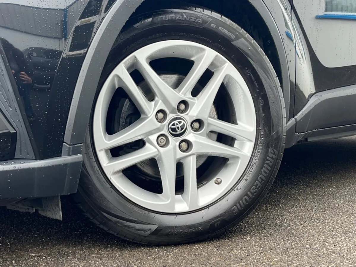 Toyota C-HR ICON HEV CVT - Image 5