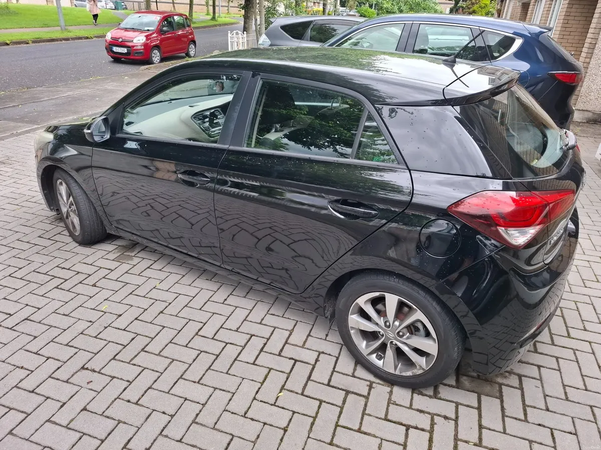Hyundai i20 2015 - Image 4