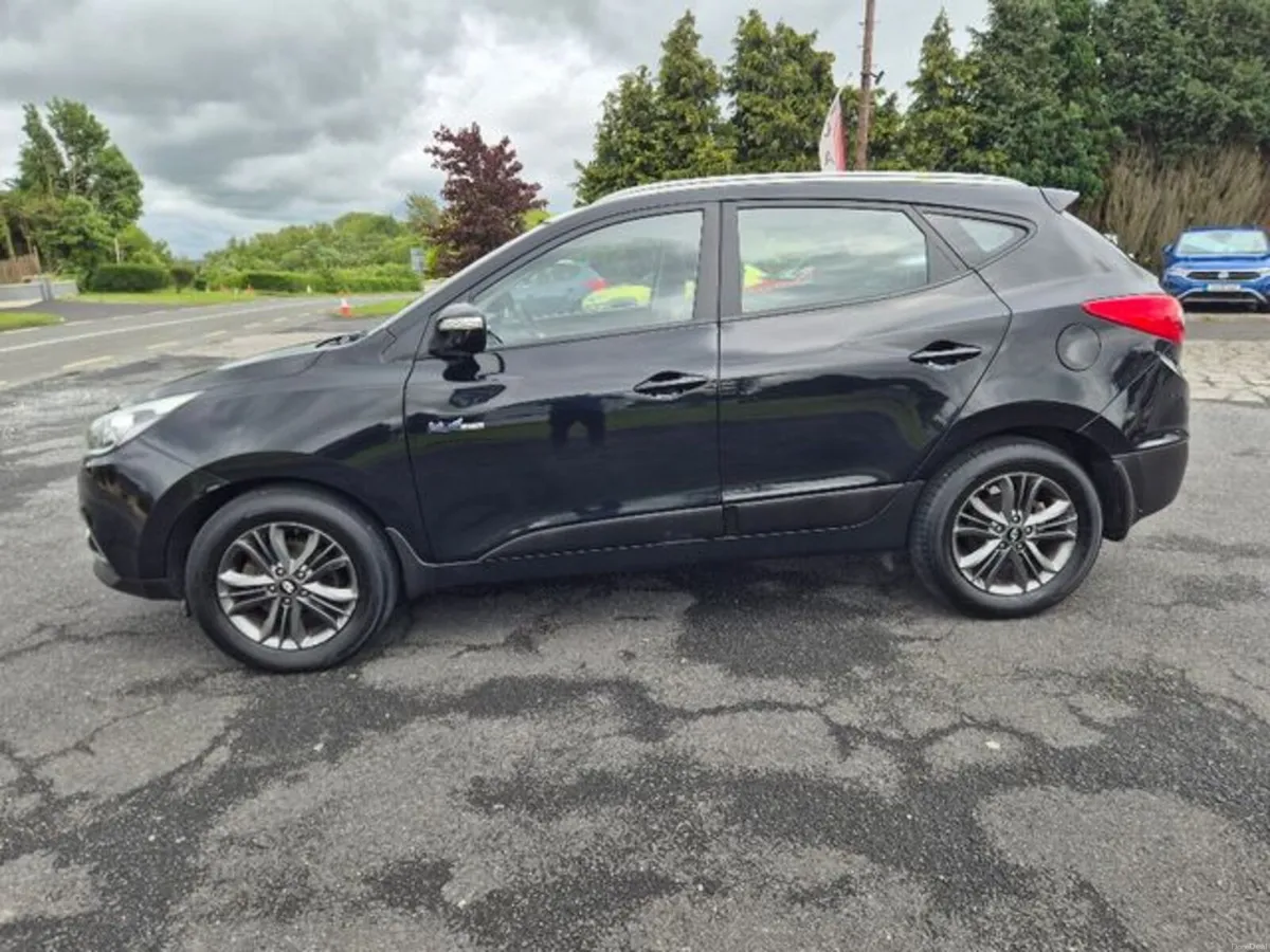 Hyundai ix35 1.7 Executive 4DR - Image 4