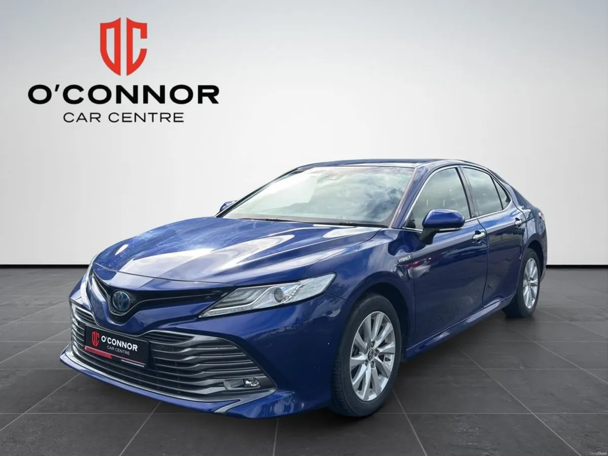 Toyota Camry "Smooth, stylish and built to last – - Image 1