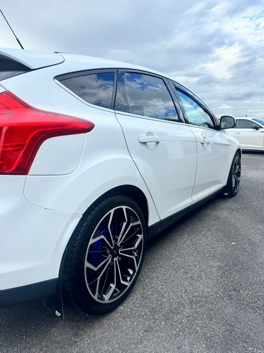 Ford focus - Image 3