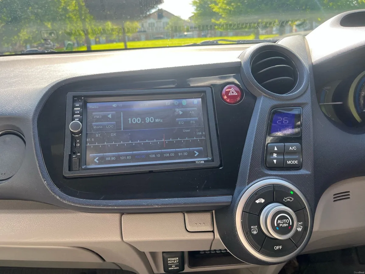Car - Image 3