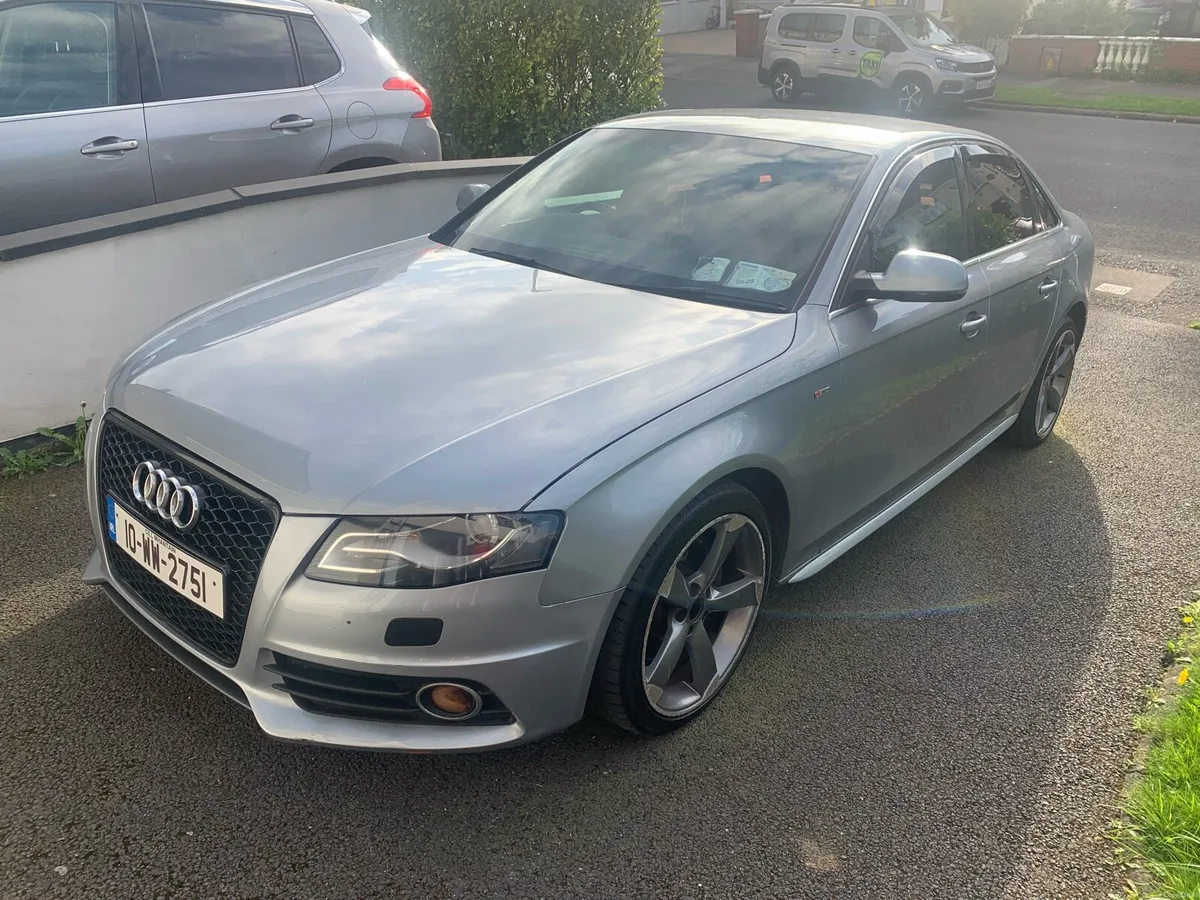 Audi A4 S-Line 2010 - Image 2