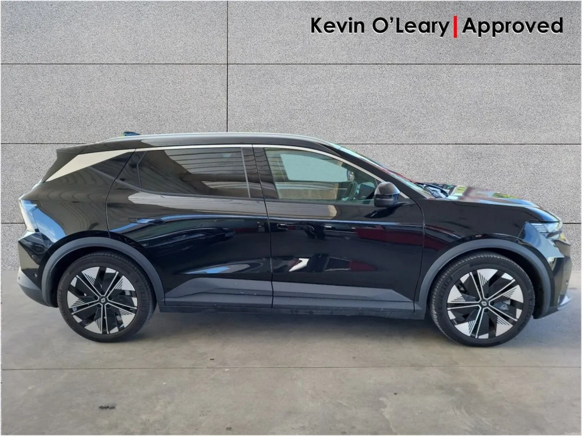 Renault Scenic E-Tech E-Tech Techno EV87 220HP - Image 6