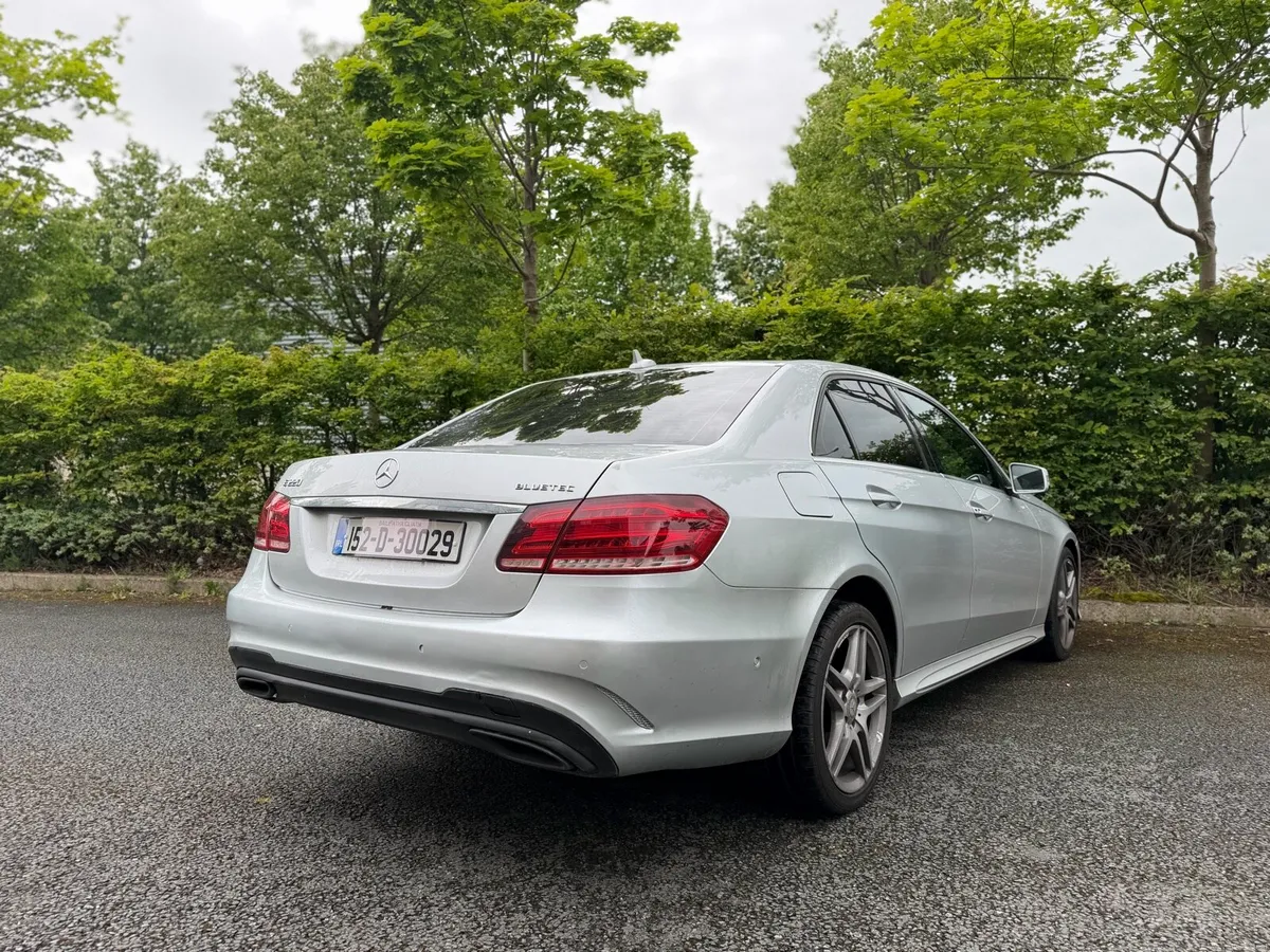 MERCEDES E220 AMG LINE 2.1 - Image 4