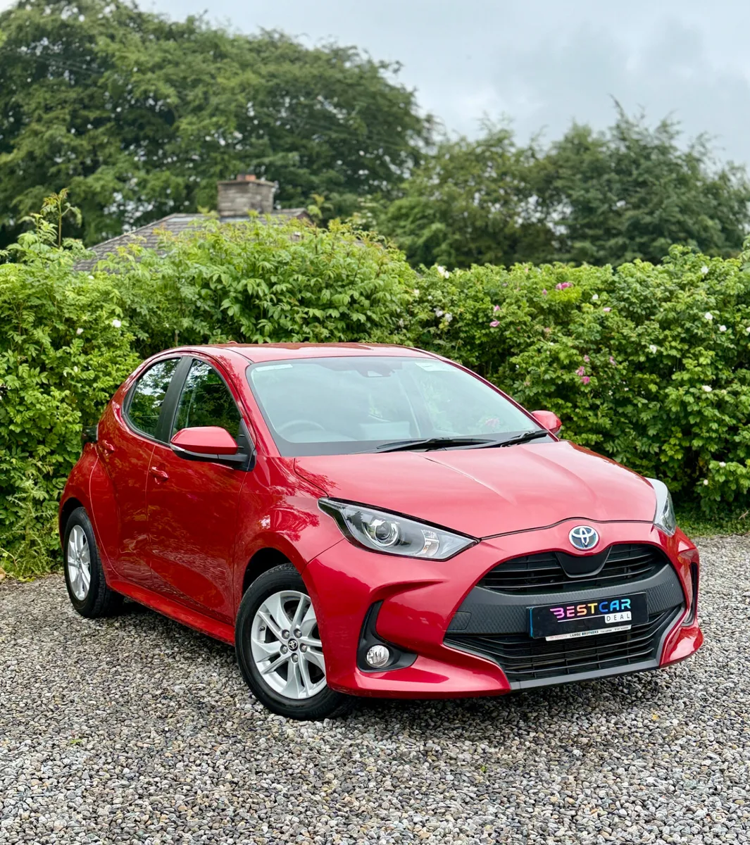 2023 Toyota Yaris 1.5 Hybrid Luna Automatic - Image 1