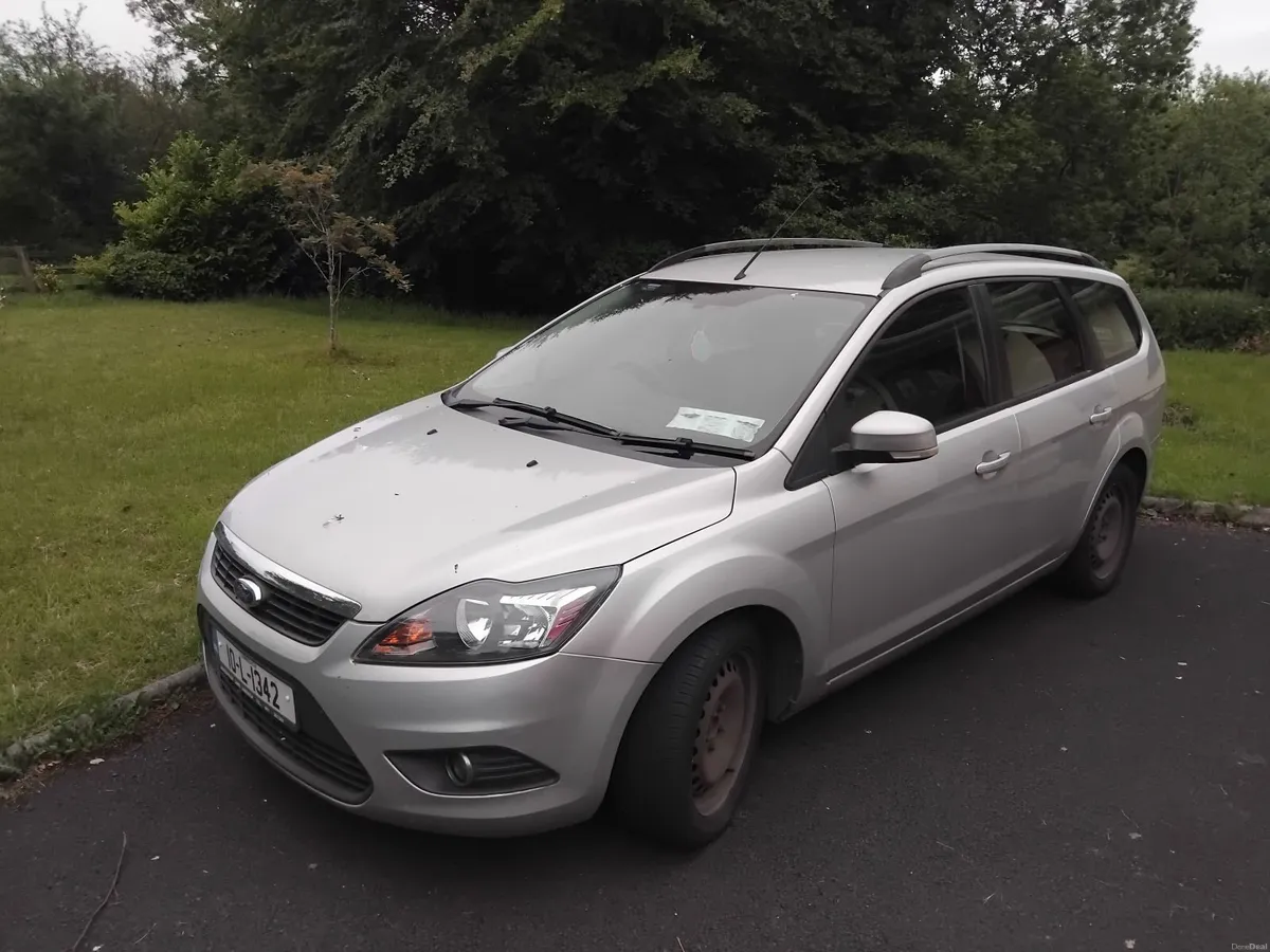 Ford Focus 2010 - Image 1