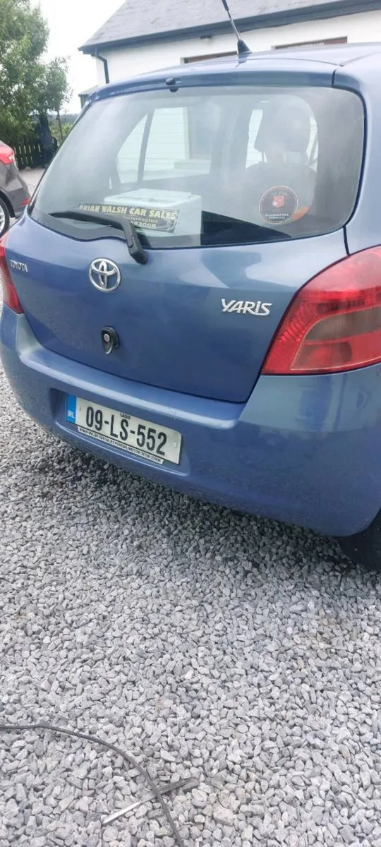 2009 Toyota Yaris - Image 4