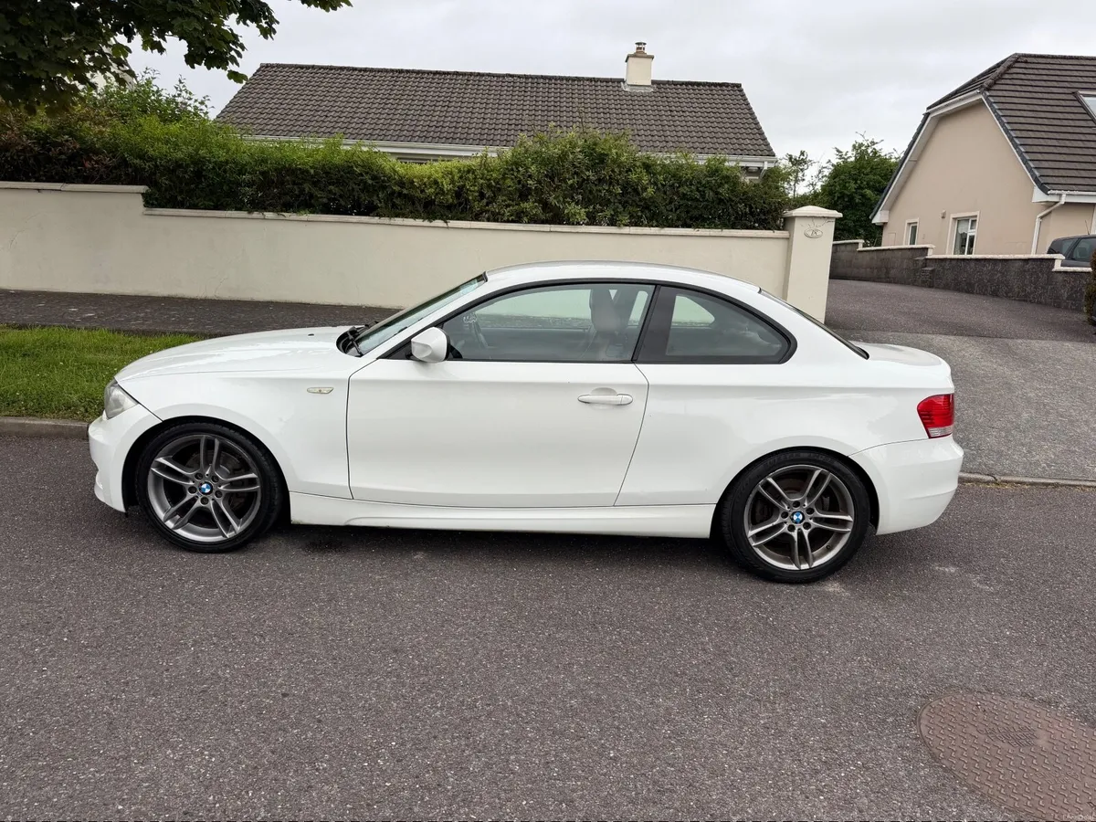 BMW 1-Series 2010 - Image 3