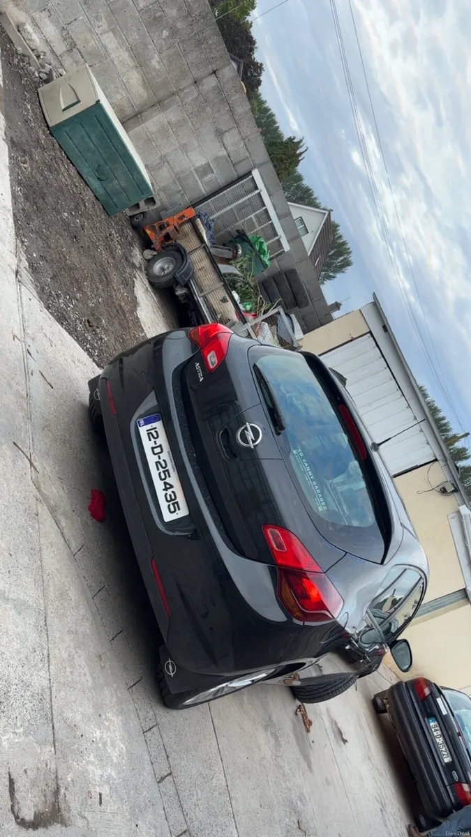 Opel Astra 2012 - Image 5