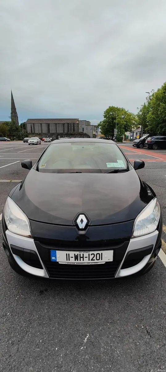 Renault Megane 2011 - Image 1