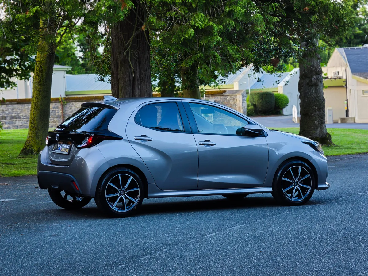 2022 Toyota Yaris 1.0 Petrol Automatic Luna Sport - Image 4