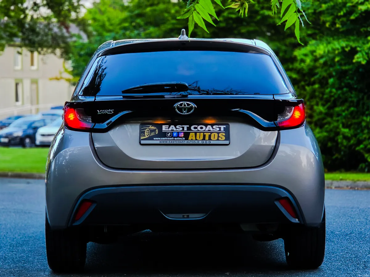 2022 Toyota Yaris 1.0 Petrol Automatic Luna Sport - Image 6