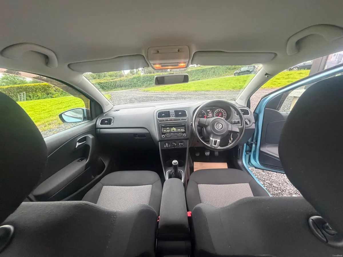 Volkswagen polo - Image 4