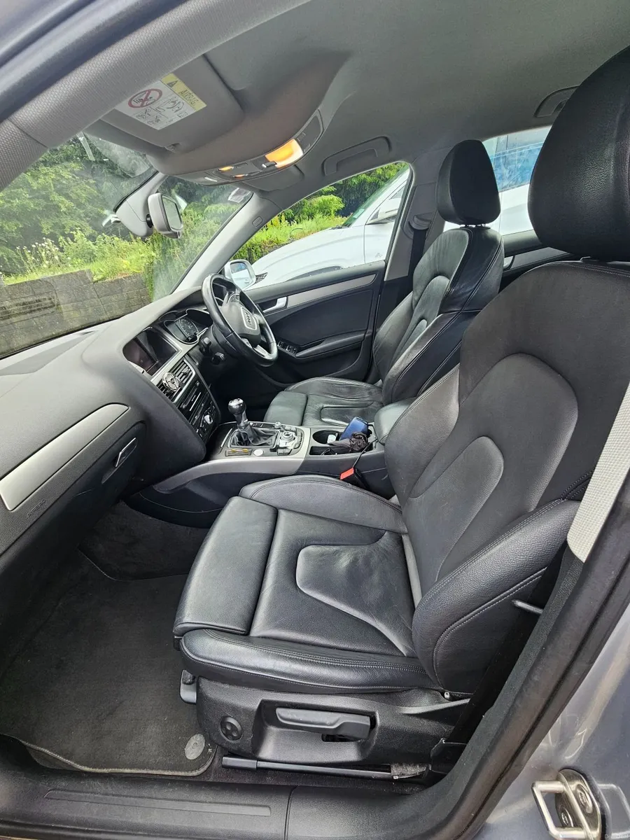 Audi A4 2015 - Image 2