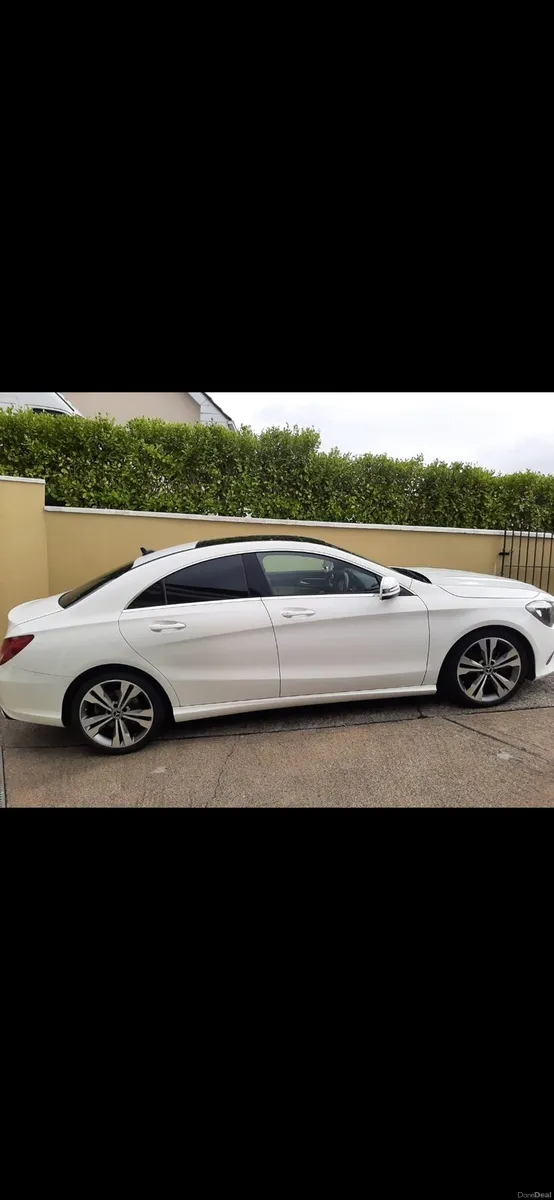 Mercedes Cla 180d progressive polar white - Image 2