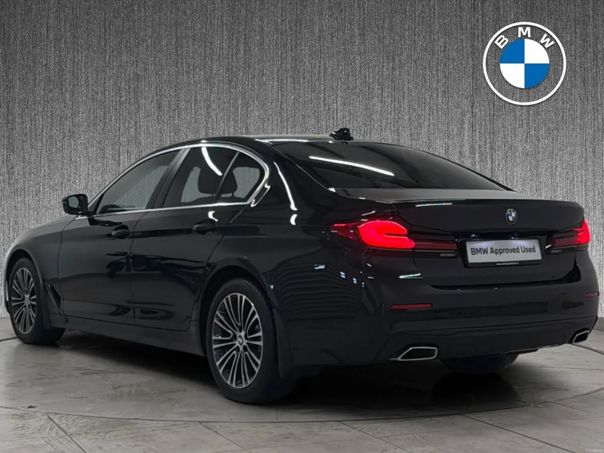 BMW 5-Series 520d SE - Image 3