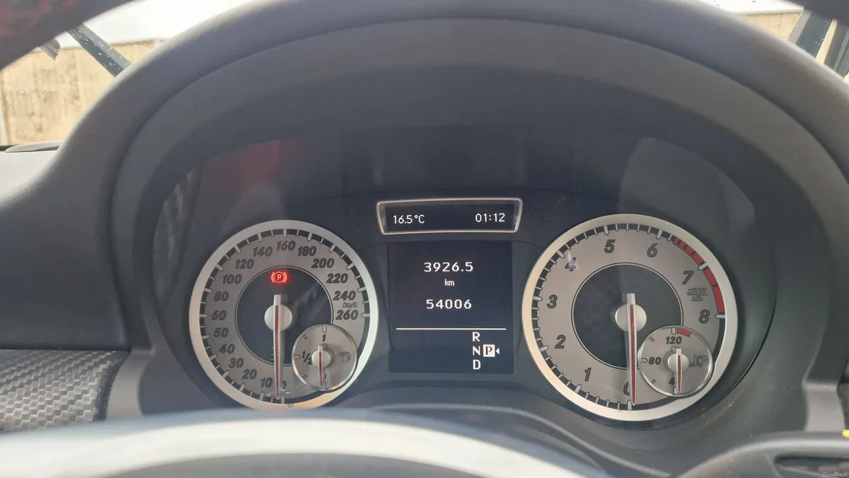 Mercedes-Benz A-Class A180 AMG-LINE 1.6 AUTO - Image 4