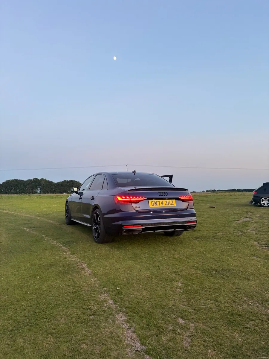 Audi A4 2024 s-line - Image 1