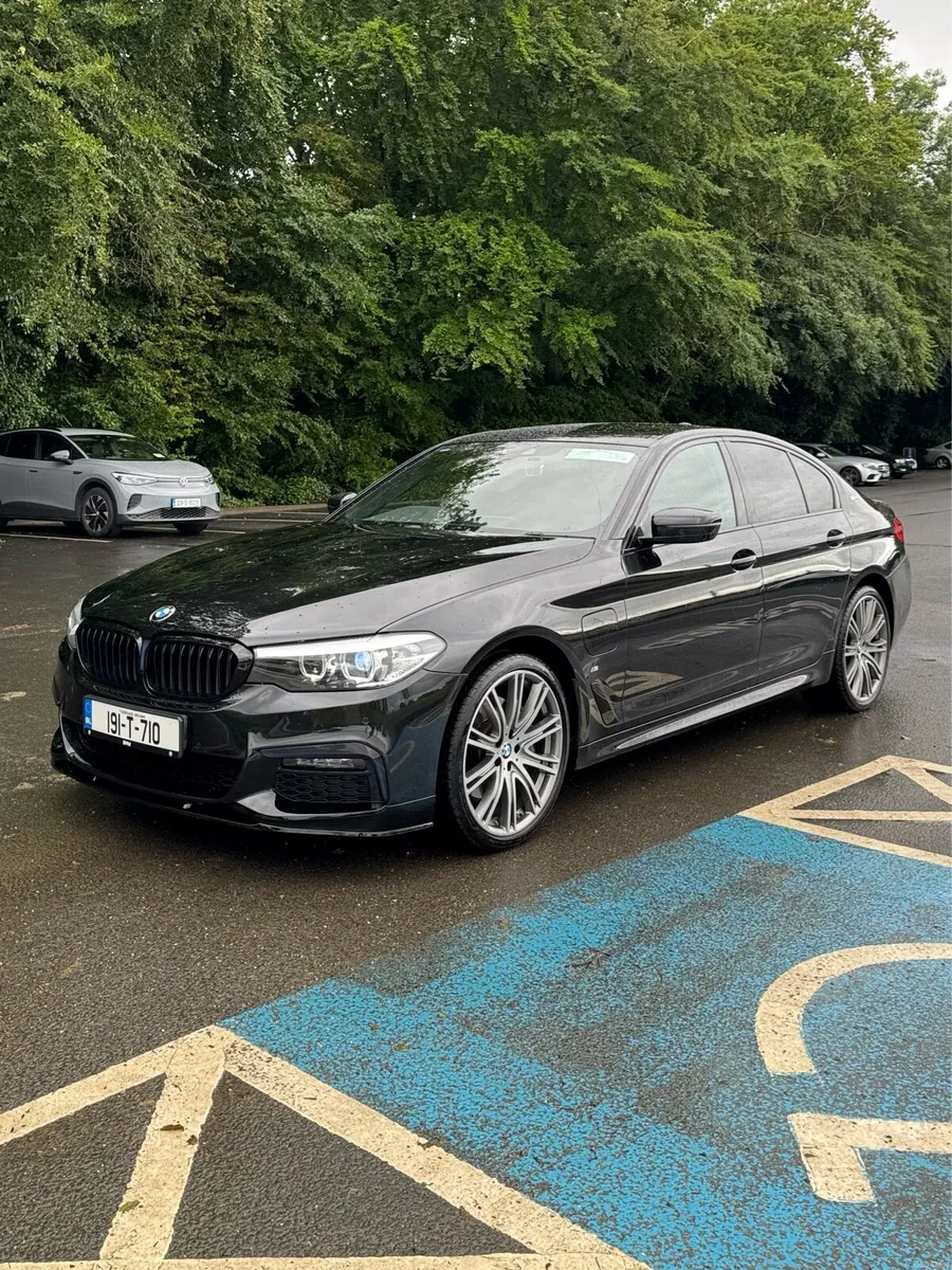 2019 BMW 530e M Sport Plus - Image 1