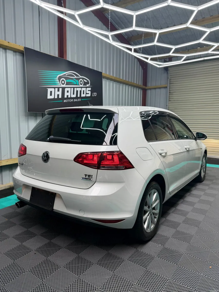 2015 (152) VW Golf -Lounge edition + Only 60,000km - Image 2