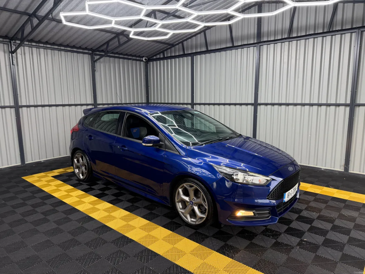 Ford Focus 2016 ST2 2.0Tdci 185Bhp - Image 3