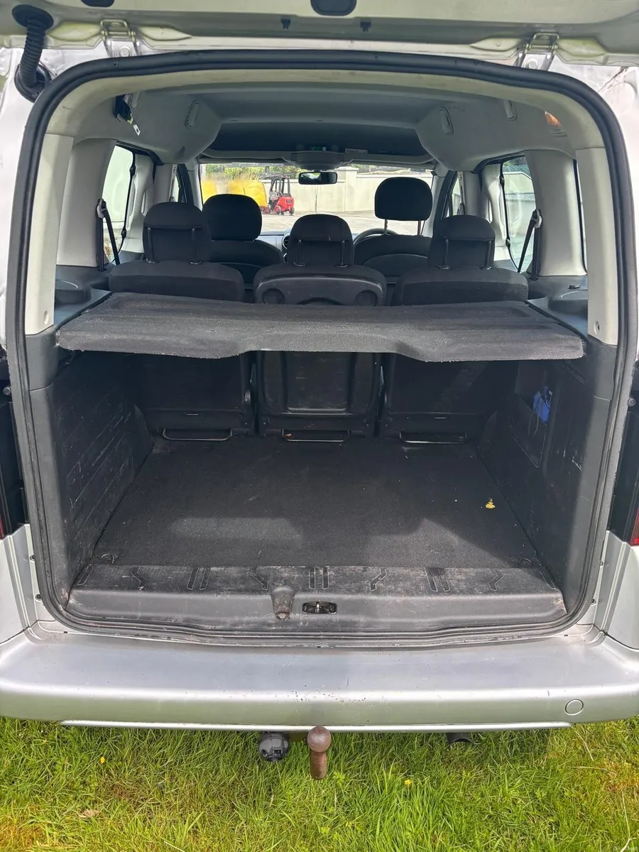 Peugeot Partner Tepee 2016 - Image 2