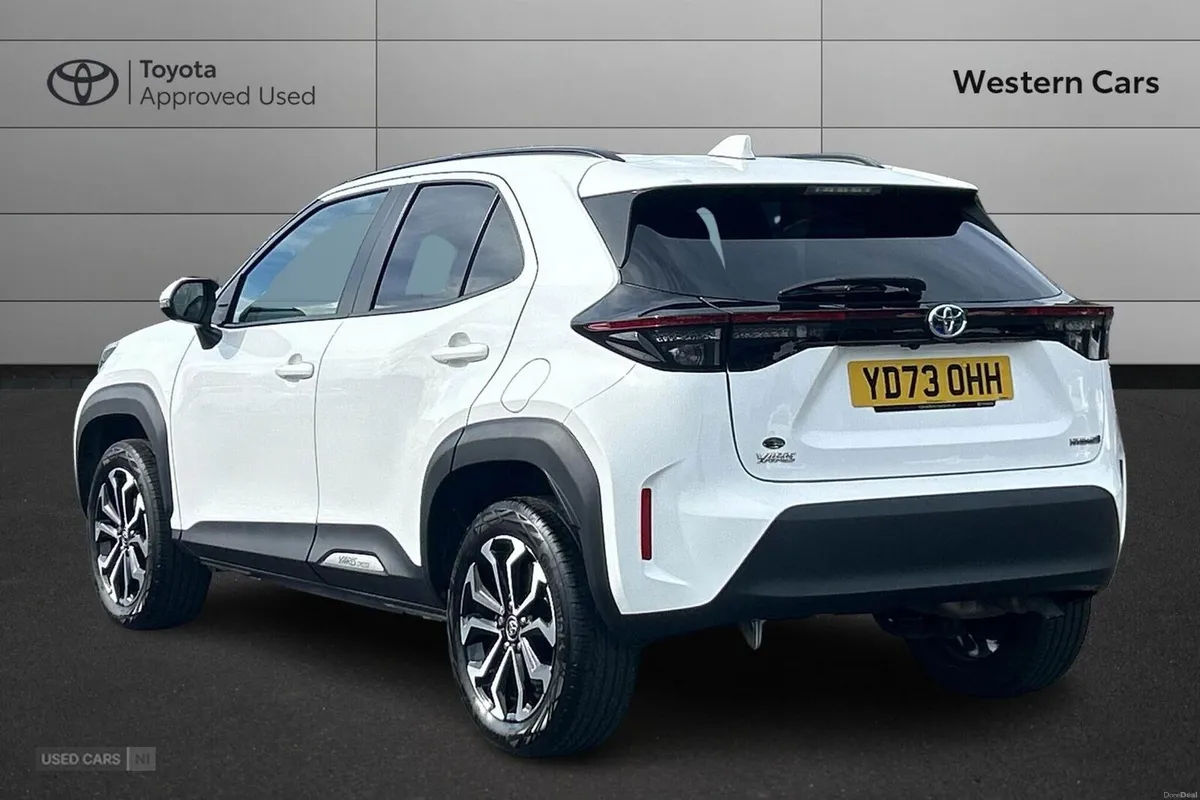 Toyota Yaris Cross 1.5 VVT-h Design E-CVT Euro 6 ( - Image 4