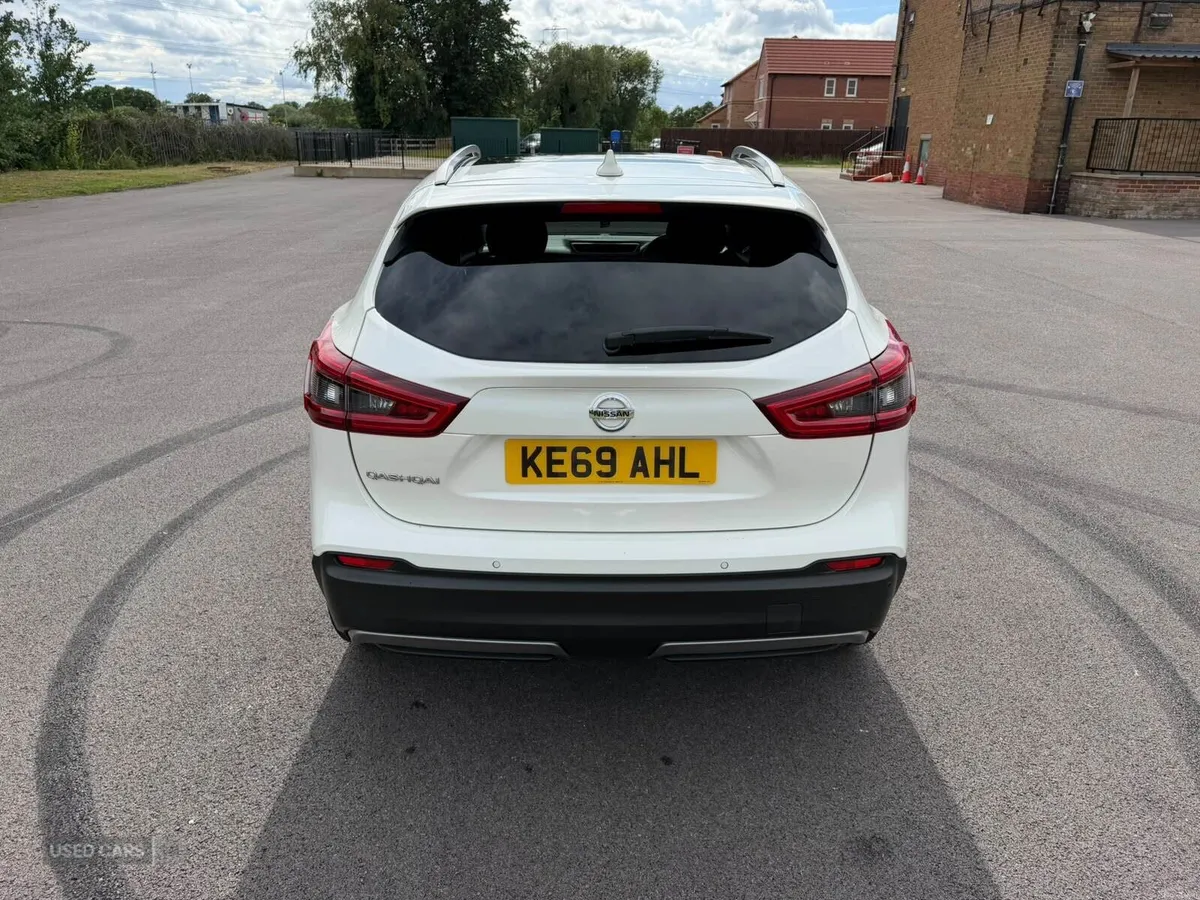 Nissan Qashqai HATCHBACK - Image 4