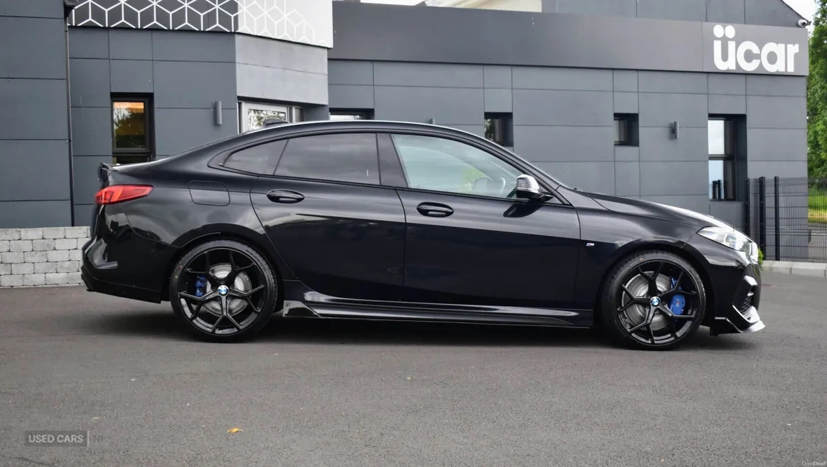 BMW 2-Series 2.0 220d M Sport Auto 4dr - Image 4