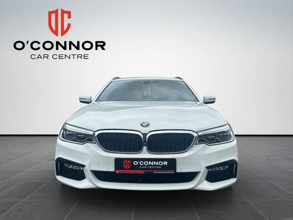 BMW 5-Series 523D - Image 2