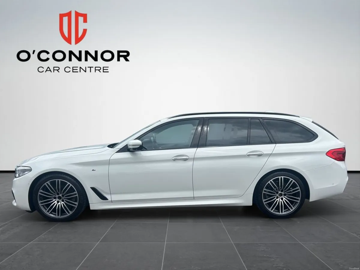 BMW 5-Series 523D - Image 3
