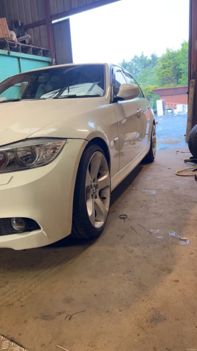BMW 320D msport lci - Image 5