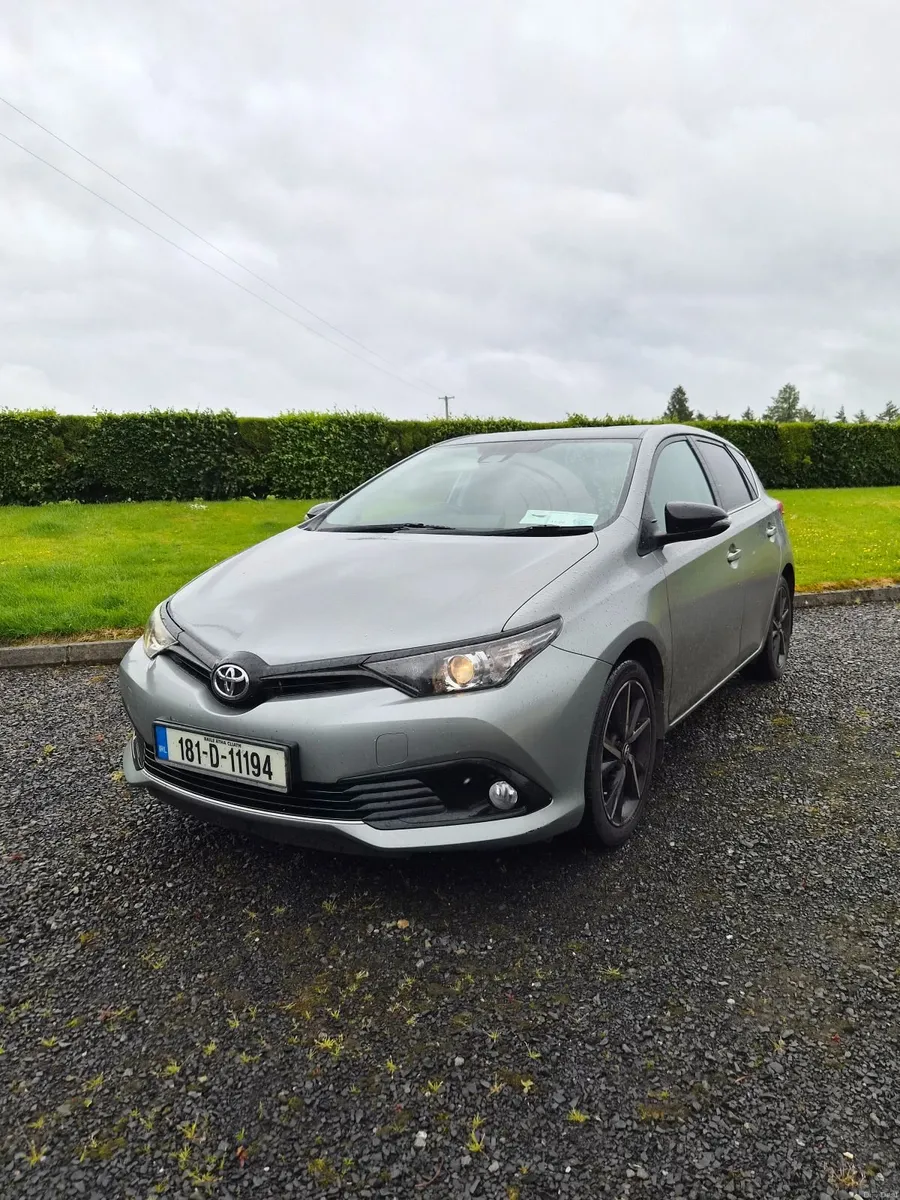Toyota Auris 2018 LUNA - Image 1