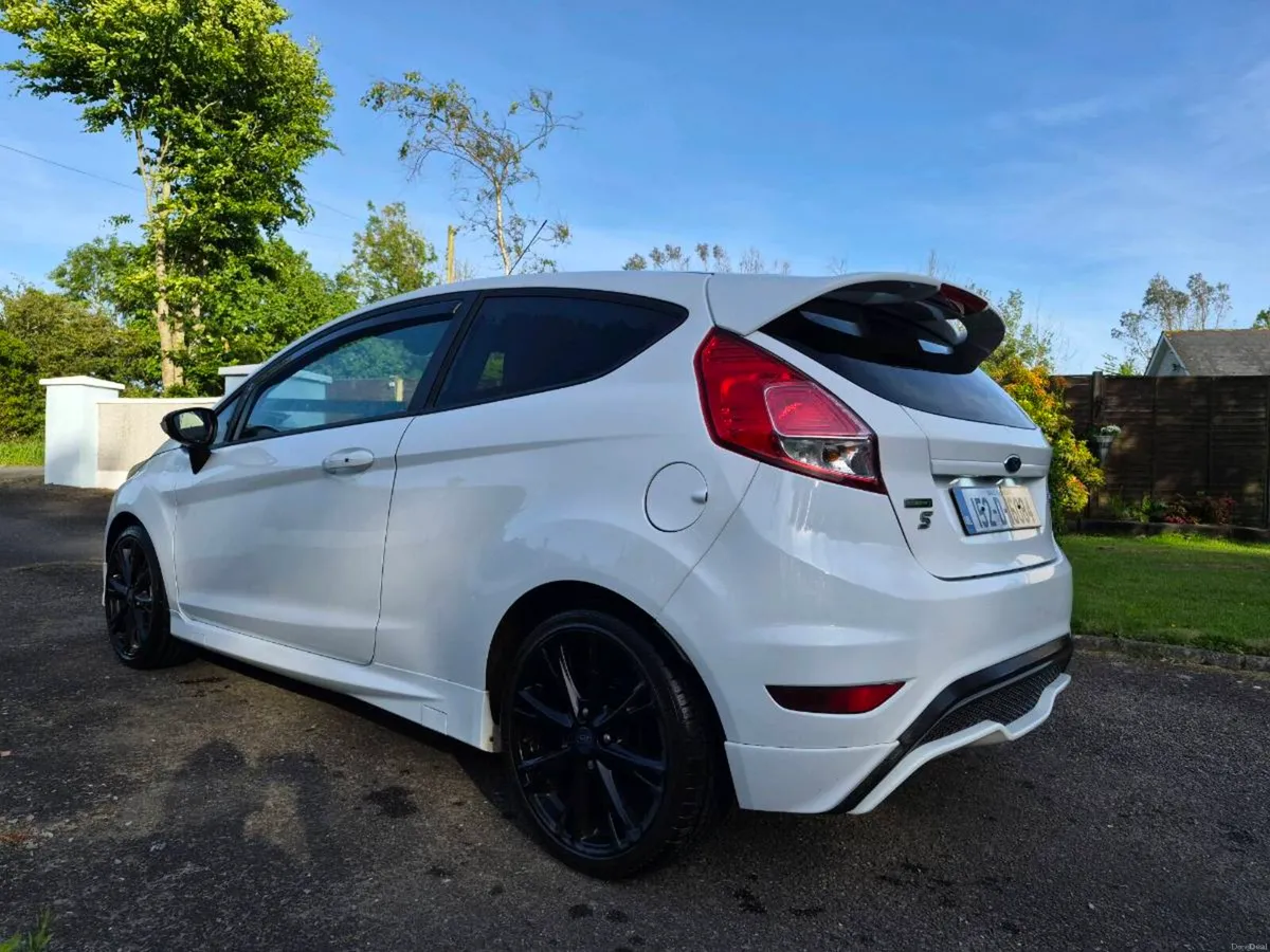 152 Mk7.5 Ford Fiesta Zetec S - Image 4