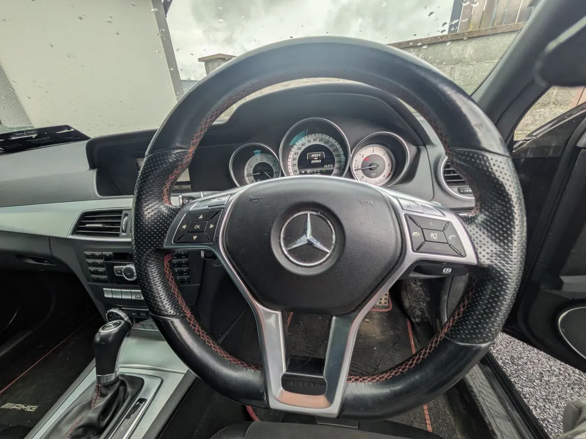 Mercedes-Benz  AMG Sport - Image 4