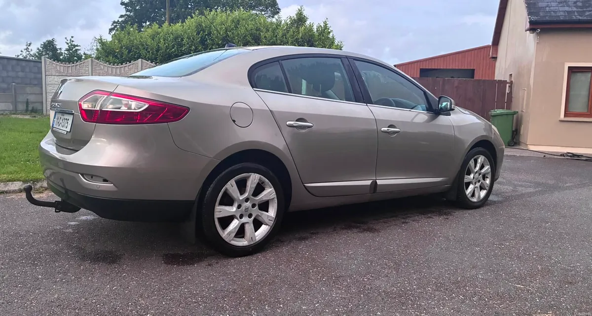 11 Renault fluence 1.5CDI NEW NCT 6-27 TAX 7-26 - Image 3