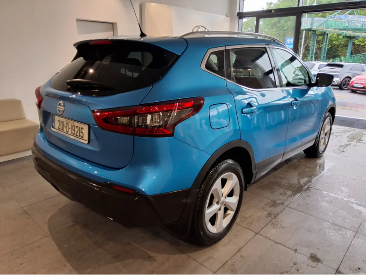 Nissan Qashqai ** AUTOMATIC ** SUNROOF ** VERY LOW - Image 2