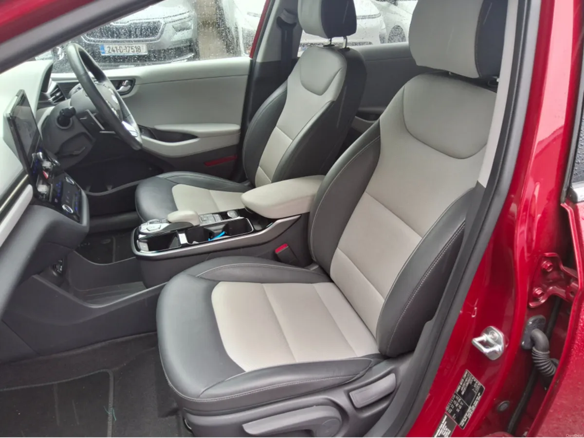 Hyundai IONIQ EV PREMIUM ** VERY LOW KMS ** NCT 05 - Image 3