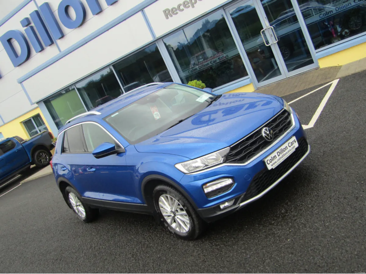 Volkswagen T-Roc DESIGN 2.0 TDI MANUAL 6SPEED FWD - Image 2