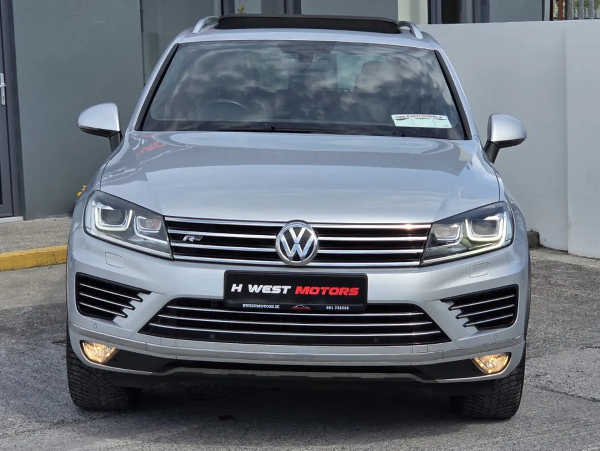 Volkswagen Touareg V6 R-LINE TDI NO VAT ROAD TAX 7 - Image 5
