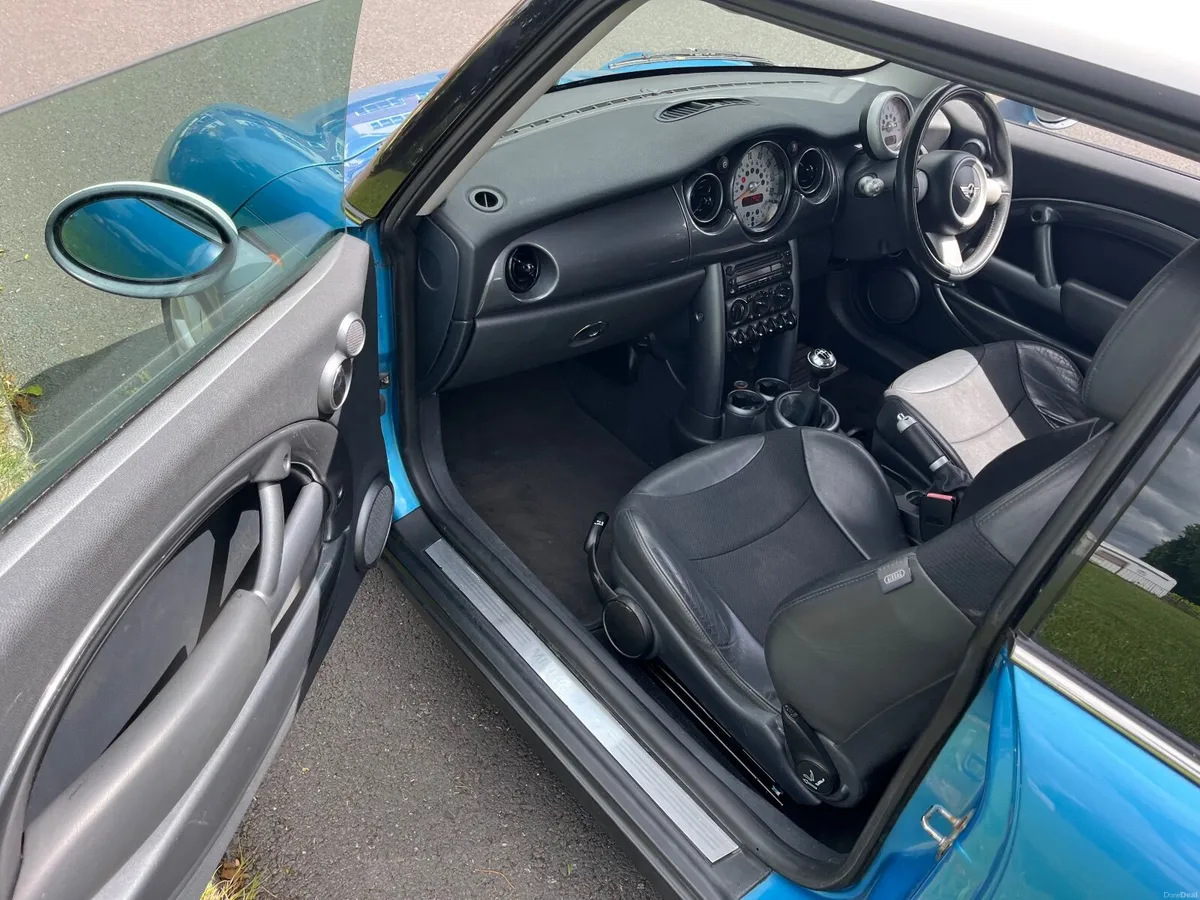 Mini Cooper 2005 - Image 3