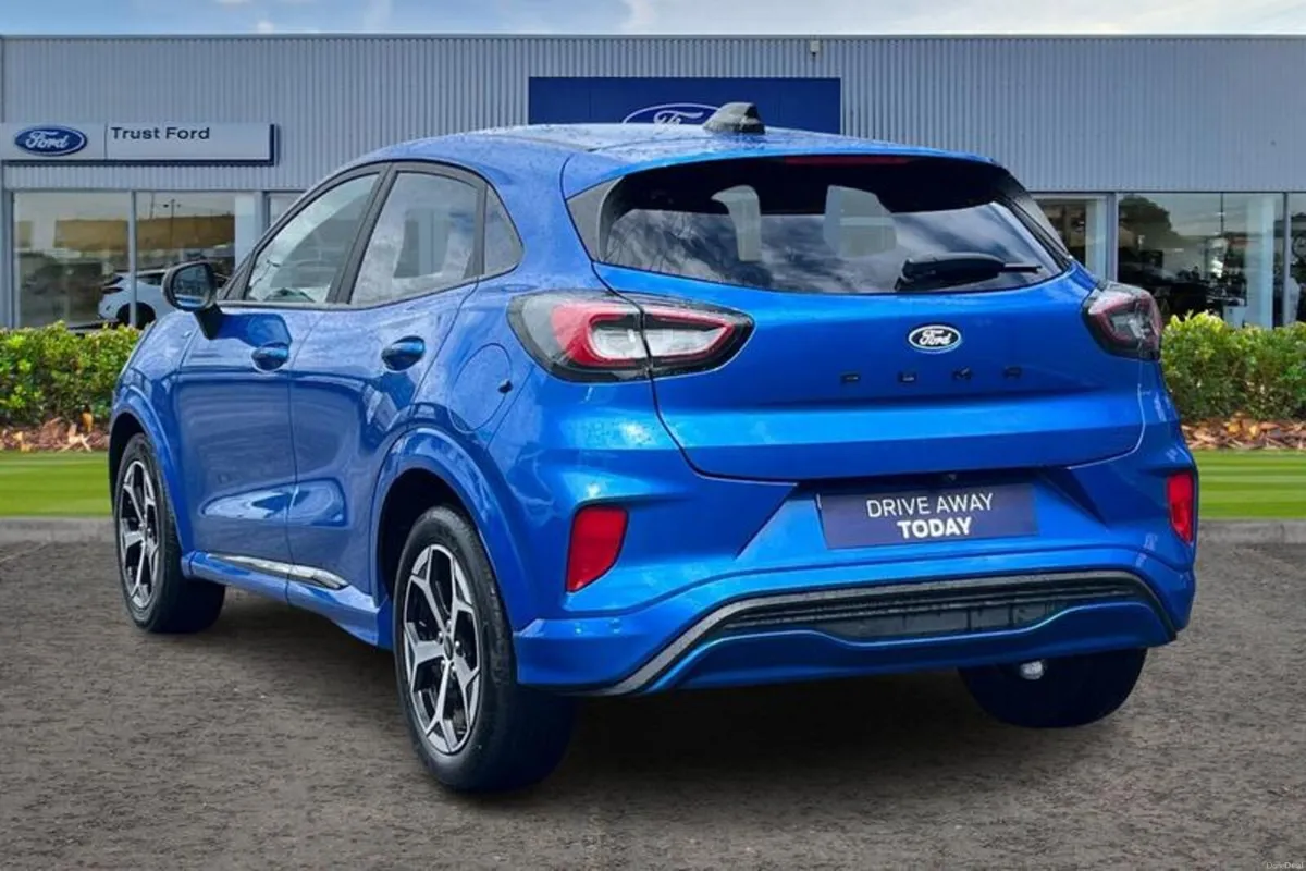 Ford Puma 1.0T EcoBoost MHEV ST-Line SUV 5dr Petro - Image 2