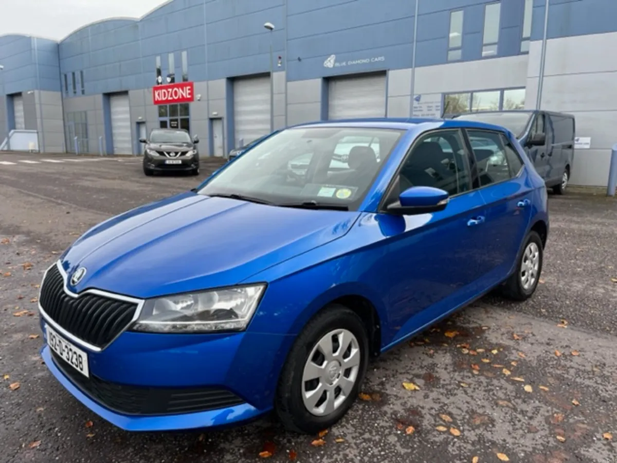 SKODA FABIA 1.0 PETROL - Image 3