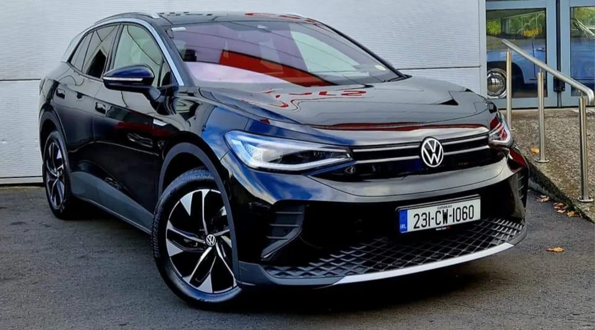 Volkswagen ID.4 Pure 52 kWh – 231 – Panoramic Roof - Image 1
