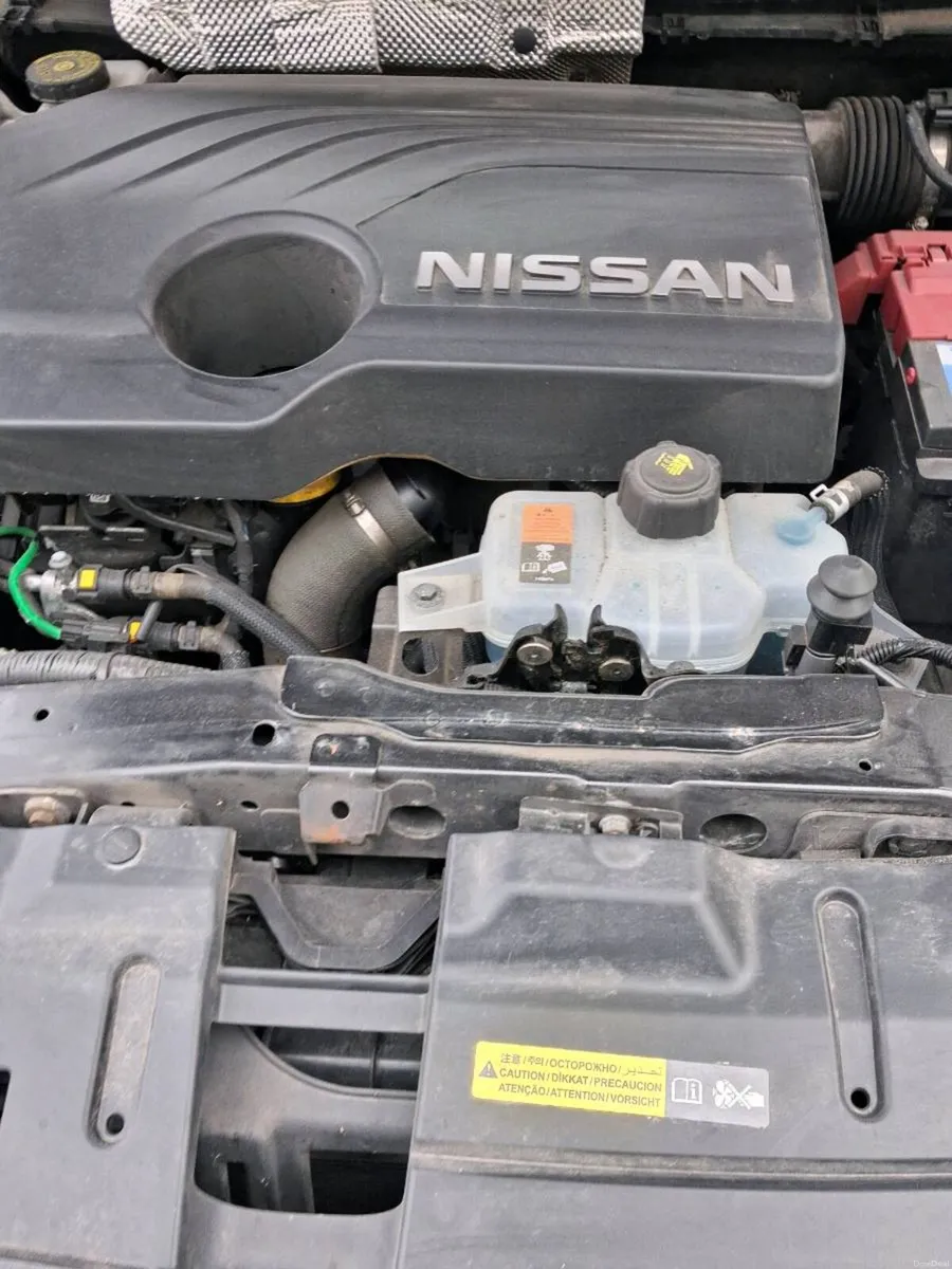 Car - Image 3