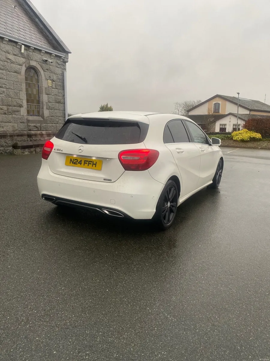 Mercedes-Benz A-Class 2017 - Image 3