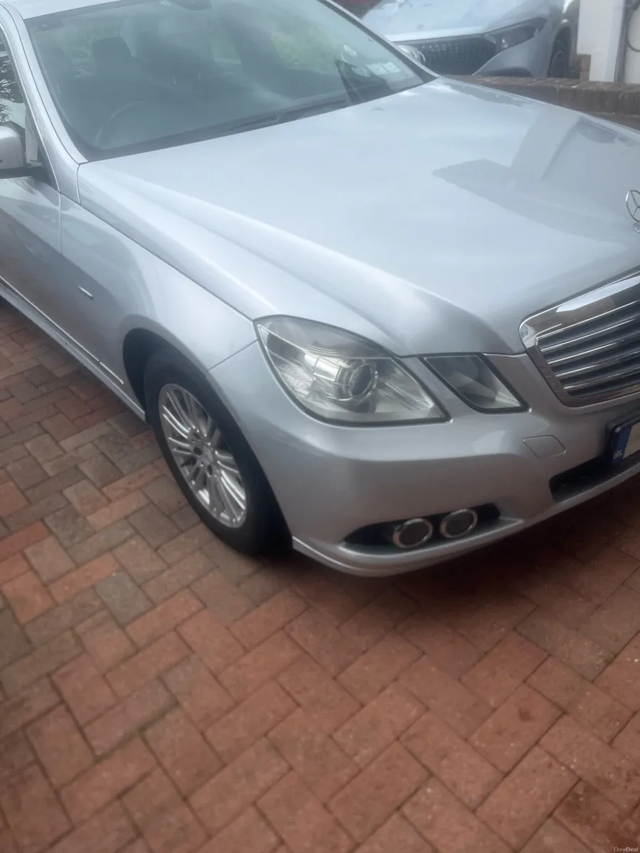 Mercedes 220 Eclass diesel - Image 3