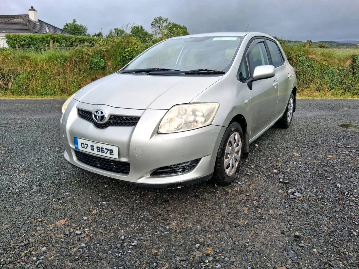 Toyota auris petrol - Image 3