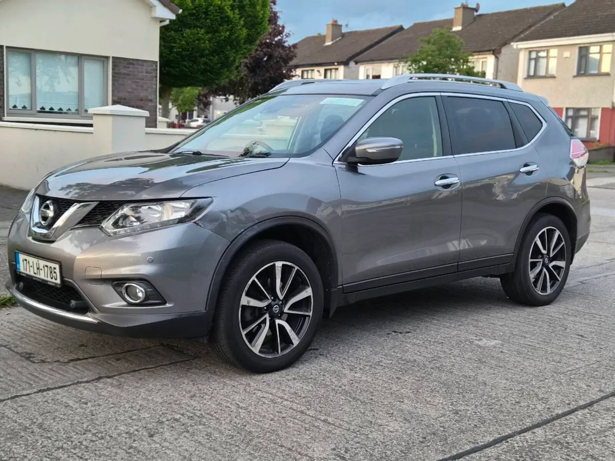 171 Nissan X Trail 7 seats - Image 2